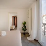 View - Lakefront - Station 5', Wifi Apartment