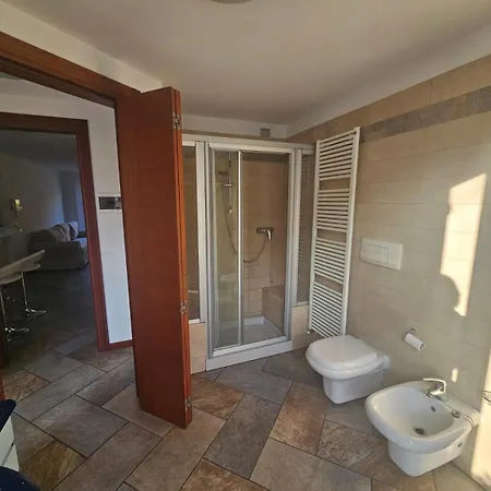 Appartement View - Lakefront - Station 5', Wifi Lecco