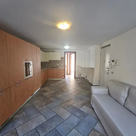 Appartement View - Lakefront - Station 5', Wifi Lecco