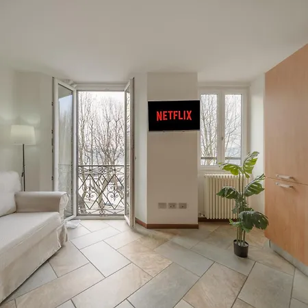 View - Lakefront - Station 5', Wifi Lecco