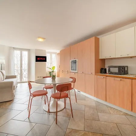 Appartamento View - Lakefront - Station 5', Wifi *