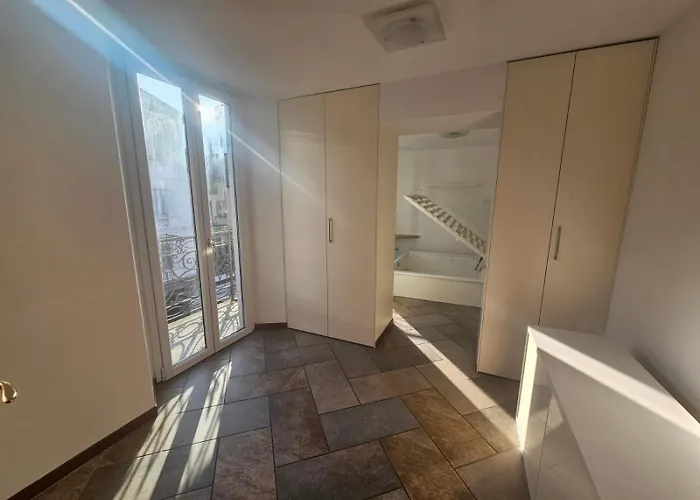 View - Lakefront - Station 5', Wifi