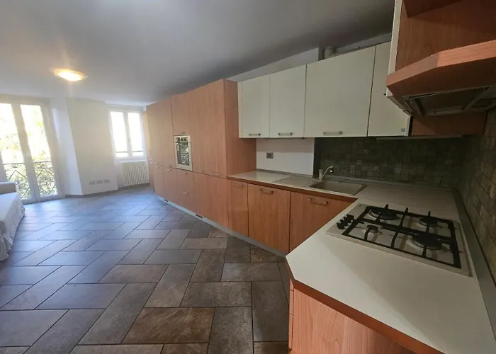 Apartment View - Lakefront - Station 5', Wifi Lecco