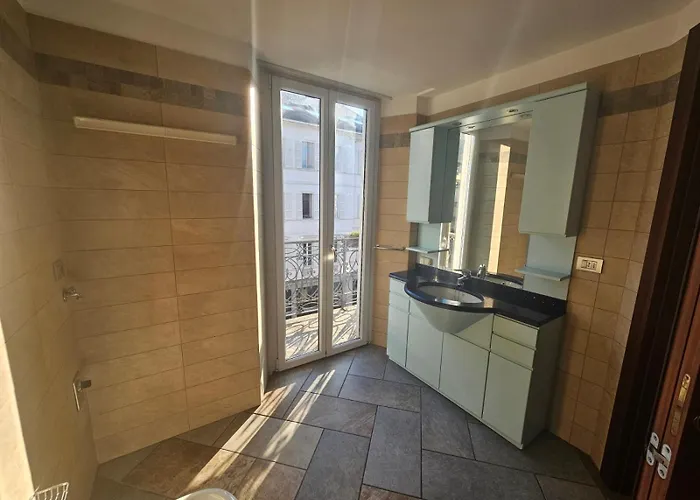 View - Lakefront - Station 5', Wifi * Lecco